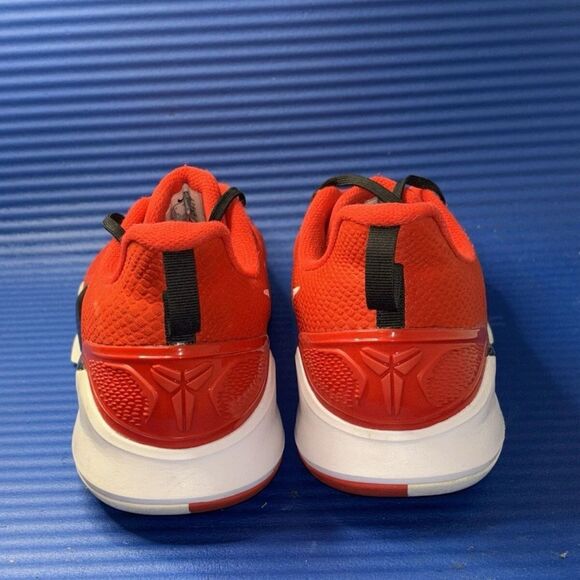 Size 6.5- Men’s Nike Air Kobe Mamba Focus University Red RARE Women’s 8 - Picture 7 of 8